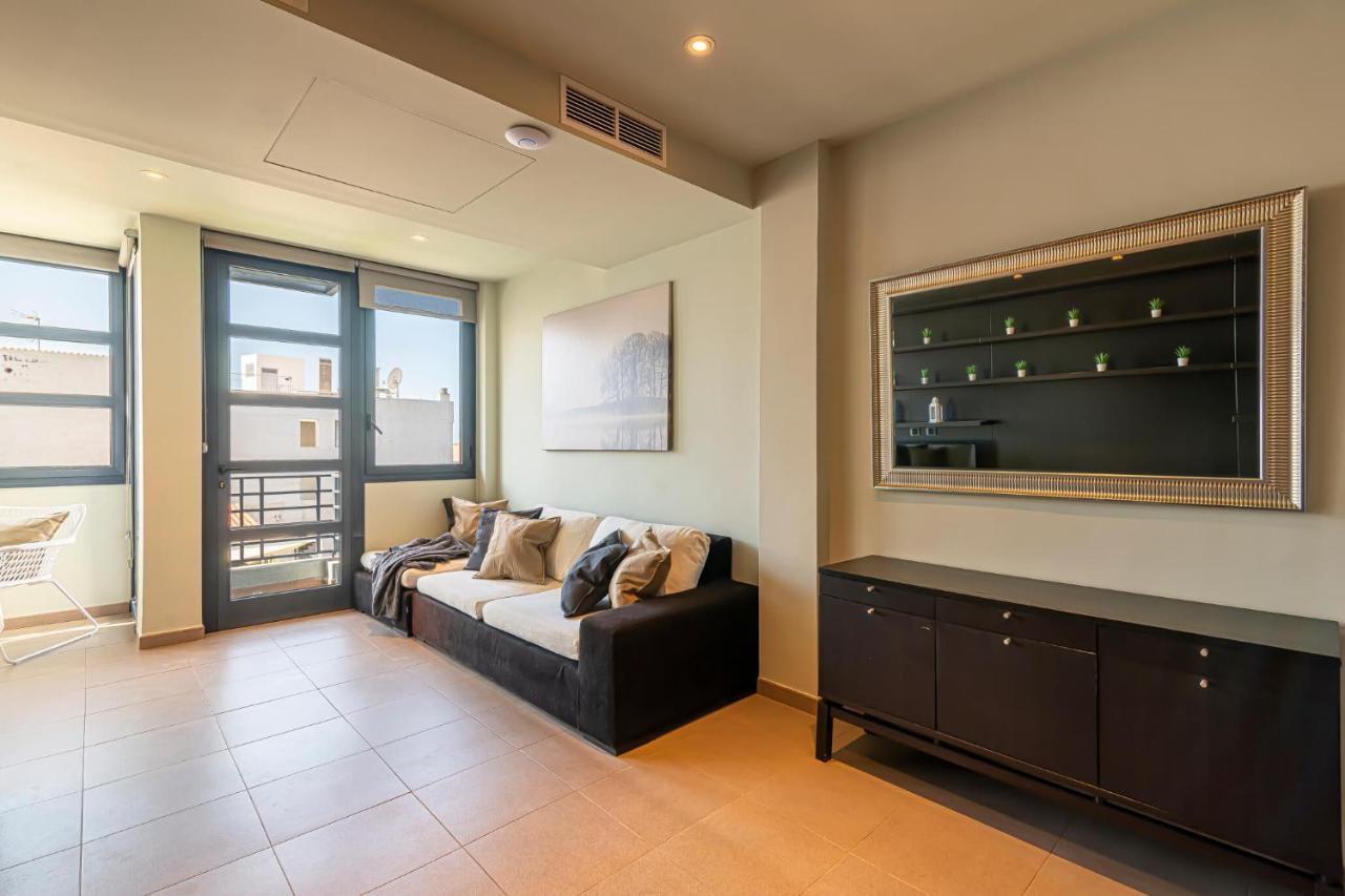 Luxury Holidays Suites, Playa De Los Cristianos Лос Кристианос Экстерьер фото