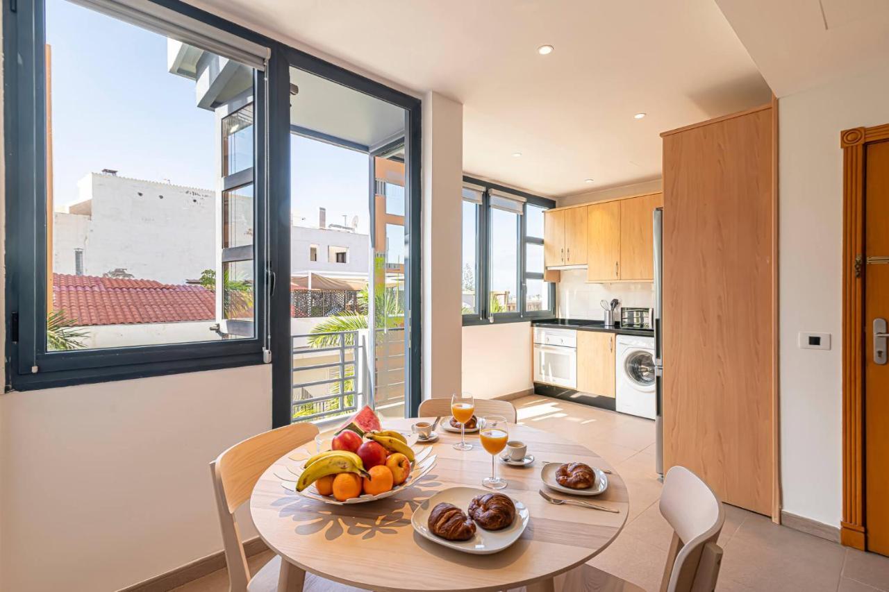 Luxury Holidays Suites, Playa De Los Cristianos Лос Кристианос Экстерьер фото