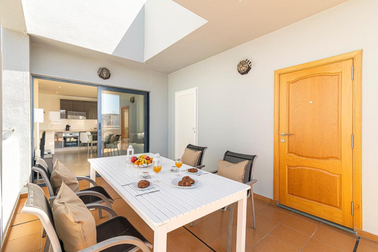 Luxury Holidays Suites, Playa De Los Cristianos Лос Кристианос Экстерьер фото