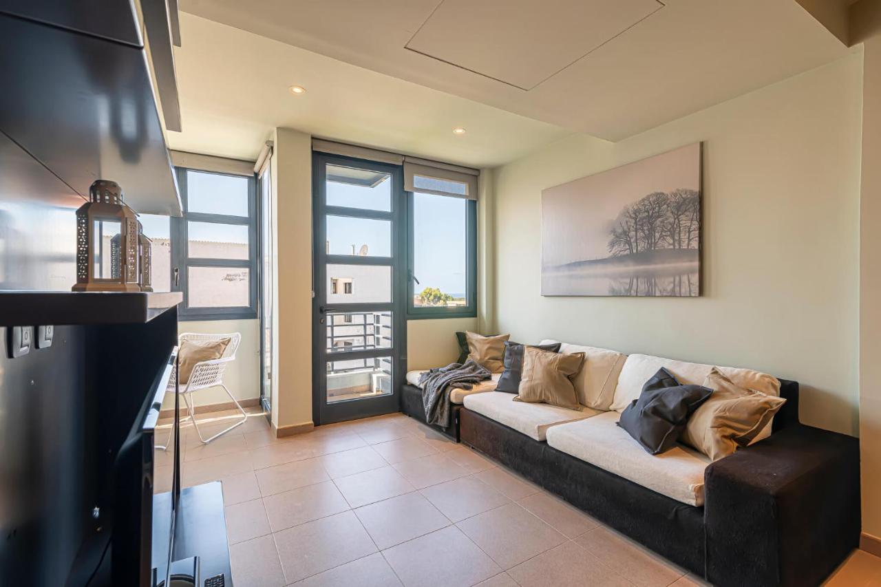 Luxury Holidays Suites, Playa De Los Cristianos Лос Кристианос Экстерьер фото