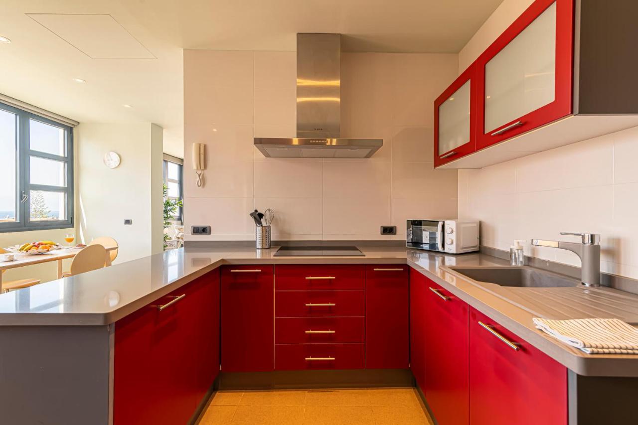 Luxury Holidays Suites, Playa De Los Cristianos Лос Кристианос Экстерьер фото