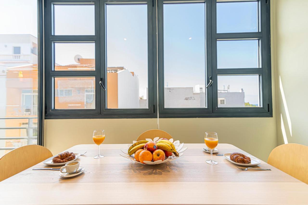 Luxury Holidays Suites, Playa De Los Cristianos Лос Кристианос Экстерьер фото